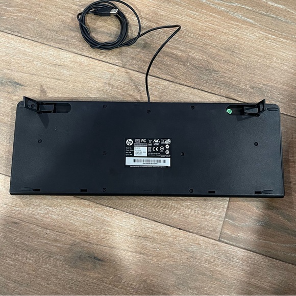 HP Wired PS2 Standard 104-Key Desktop Keyboard KU-0316 434820-002 537745-001 - Picture 5 of 6